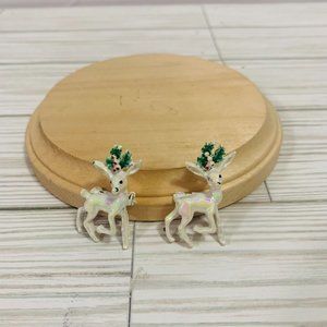 Vintage Gerry's White Irridescent Reindeers Hollyberry Brooch Set of 2